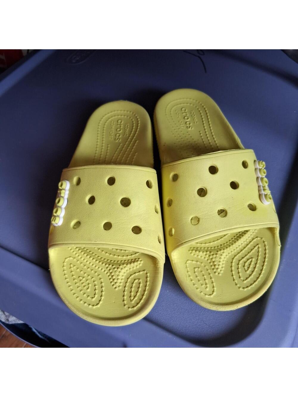 Crocs Women's Classic Slides Sandals, Size 7, Green Lime Rubber